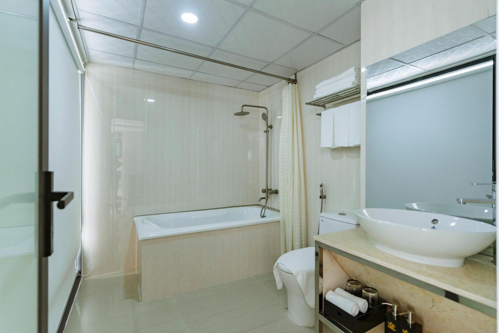 Napoleon Nha Trang Hotel Buitenkant foto